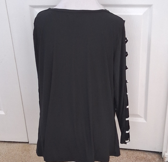 NWOT 2 Piece Pant Set With Crystal Bar Detailing    Size XL - Picture 5 of 14